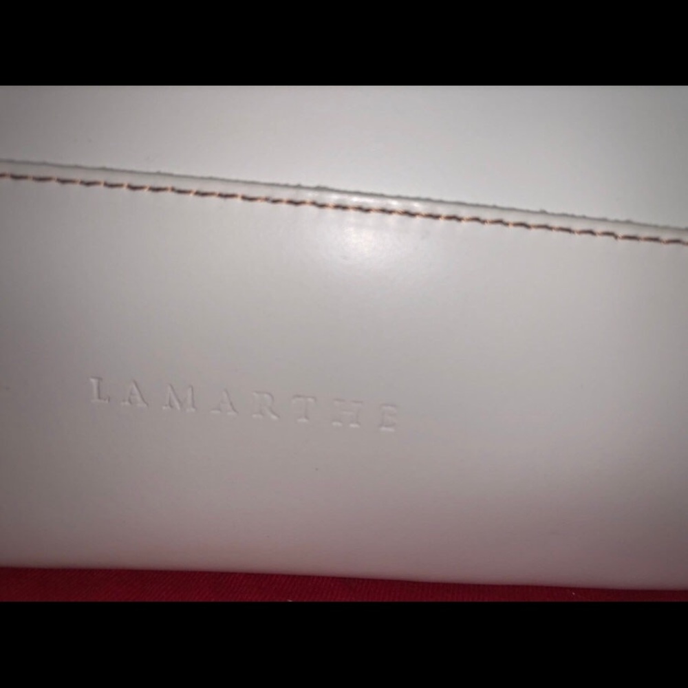 Purse - Picture 2 of 2